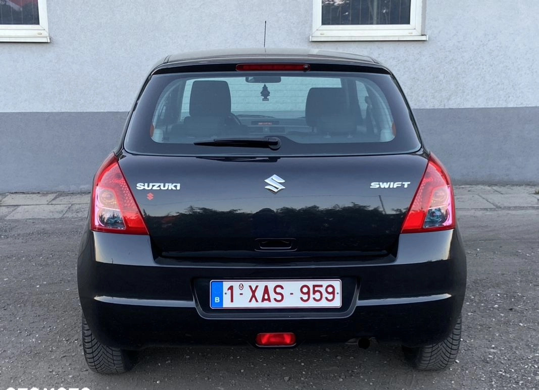 Suzuki Swift cena 13500 przebieg: 206000, rok produkcji 2008 z Radomsko małe 121
